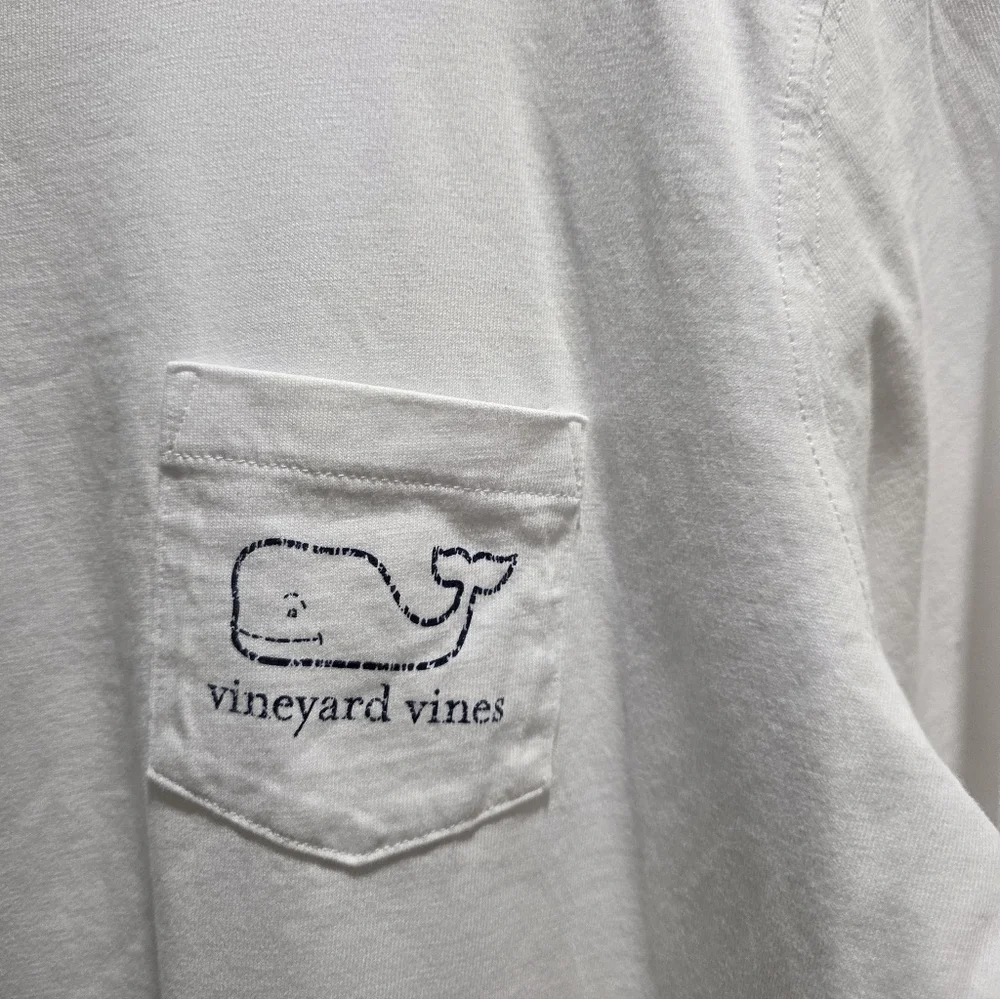 Vineyard Vines Classic White Long Sleeve Tee Size Medium NWT - Picture 2 of 6